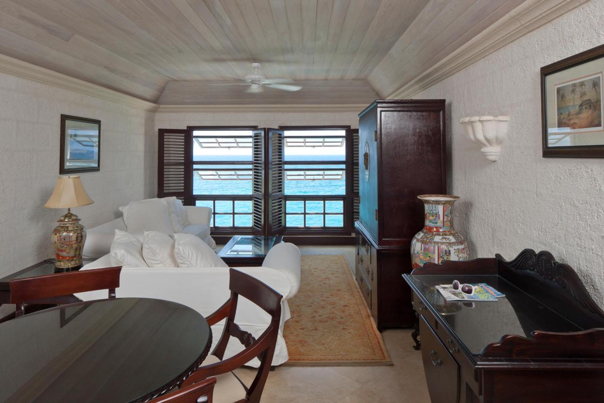 One-Bedroom King Suite Ocean View,554997567:JPEG